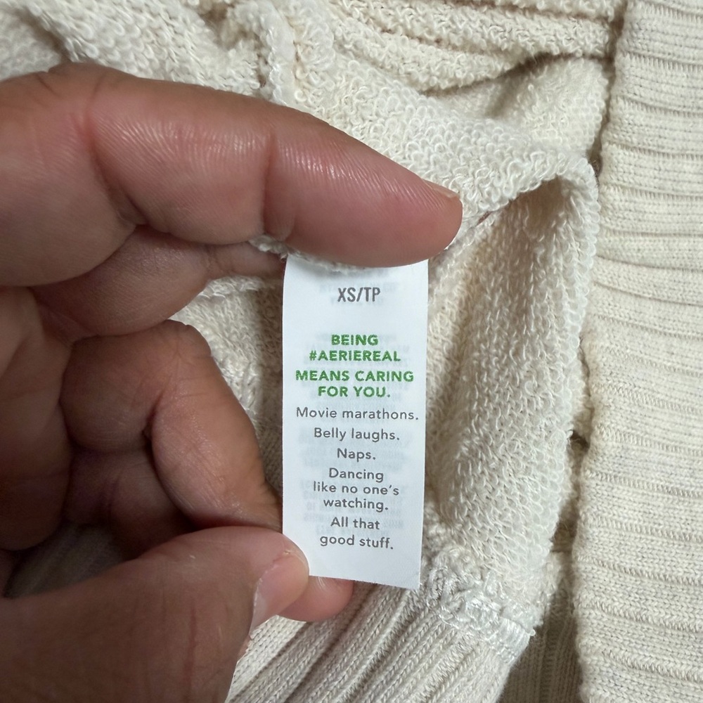 Aerie Womens XS Pullover Hoodie Sweatshirt Casual Lounge V-Neck Cream NWT - Picture 6 of 10